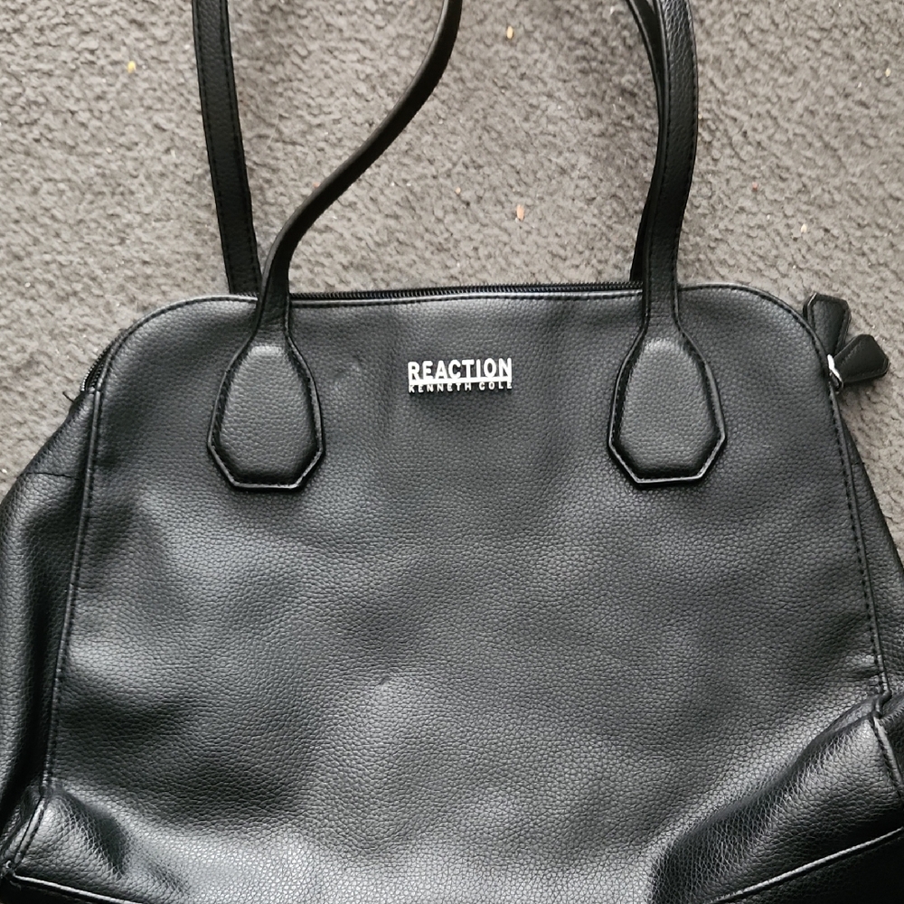 Kenneth Cole Reaction Black Leather Shoulder Bag